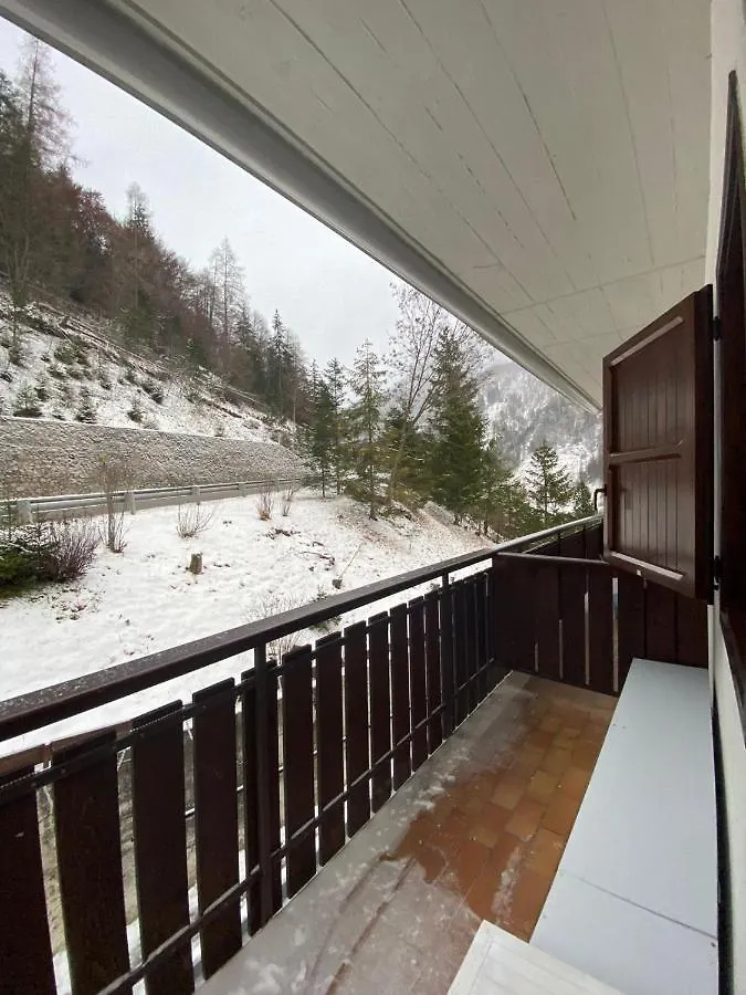 Apartment Appartamento A 2,5 Km Da Alleghe Italy